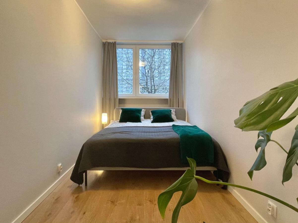 Apartament Przy Atrium, Stacja Metra Rondo Onz Warsawa Bagian luar foto